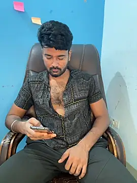 Snapshot of MeekBatgirl chatting on October 2025 04:58:01 AM MeekBatgirl online show from October 2025 04:58:01 AM