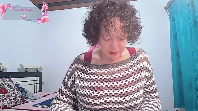 Miss Oriana online show from October 2025 08:10:01 PM