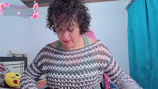 Miss Oriana online show from October 2025 04:18:02 PM