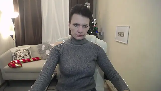 AvaSaturnian online show from December 2025 07:36:02 AM