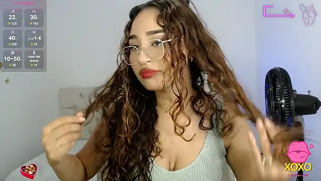 sasha 17  online show from September 2025 07:45:01 PM