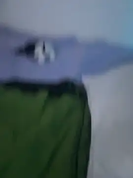 Snapshot of Michluxe_69 chatting on December 2025 02:11:02 AM Michluxe 69 online show from December 2025 02:11:02 AM