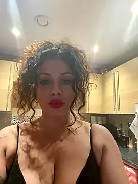 caramelandCurls online show from November 2025 10:19:01 AM