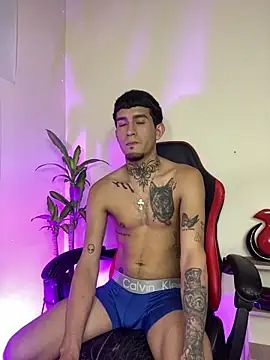 Snapshot of dilan_abraham12 chatting on June 2026 07:57:01 AM dilan abraham12 online show from June 2026 07:57:01 AM