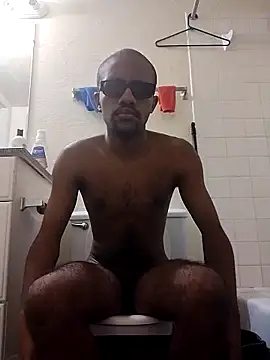 Snapshot of moneybaggtj chatting on September 2025 03:18:01 PM moneybaggtj online show from September 2025 03:18:01 PM