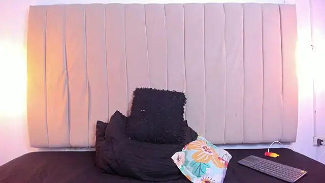 escar let online show from February 2026 05:05:01 AM