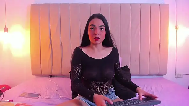 escar let online show from April 2026 07:06:02 PM