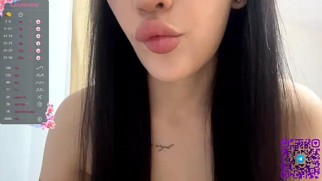 AuraJefcoat online show from February 2026 04:03:02 PM