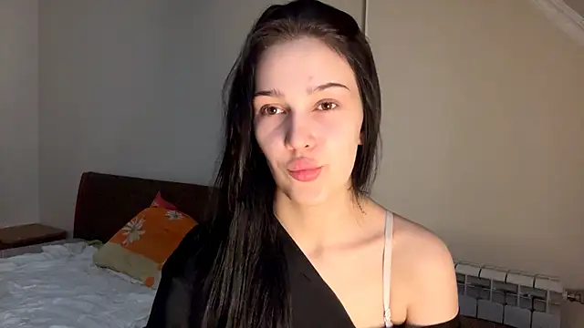 AuraJefcoat online show from May 2026 01:36:01 PM