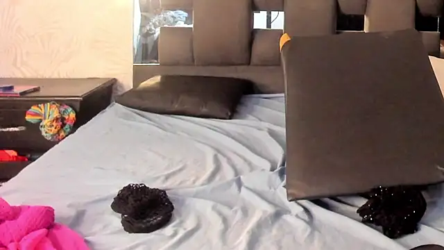 Snapshot of MissDiabla_ chatting on November 2025 11:53:02 PM MissDiabla online show from November 2025 11:53:02 PM