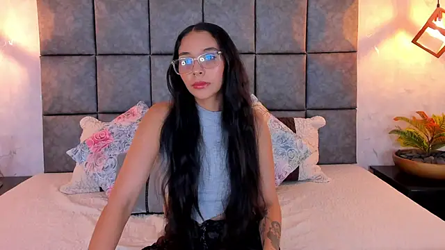 Snapshot of Roseaurora chatting on June 2026 10:53:01 AM Roseaurora online show from June 2026 10:53:01 AM