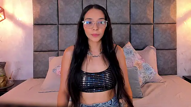 Snapshot of Roseaurora chatting on June 2026 10:38:02 AM Roseaurora online show from June 2026 10:38:02 AM