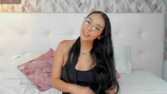 Snapshot of Roseaurora chatting on July 2026 10:59:01 AM Roseaurora online show from July 2026 10:59:01 AM