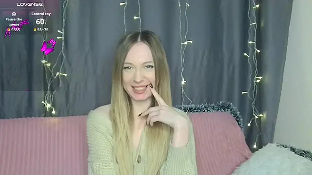 BabbbyFoxxx online show from January 2026 03:00:02 AM