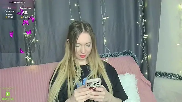 BabbbyFoxxx online show from January 2026 03:12:01 AM