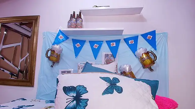 sweegirl69 online show from October 2025 11:58:02 AM