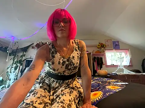 kinkycanner online show from November 2025 09:08:02 PM