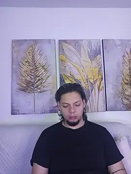 Laia and Damian online show from November 2025 12:09:01 PM