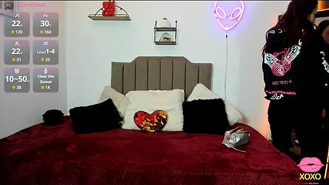 Elisabeth swan online show from September 2025 12:44:02 PM