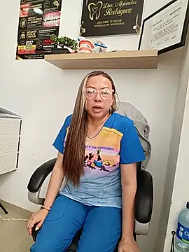 Snapshot of Madisson-04_ chatting on June 2026 03:32:01 PM Madisson-04 online show from June 2026 03:32:01 PM