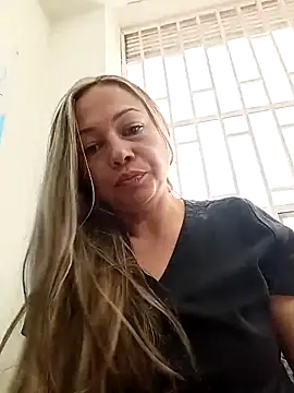 Madisson-04  online show from April 2026 07:58:02 PM