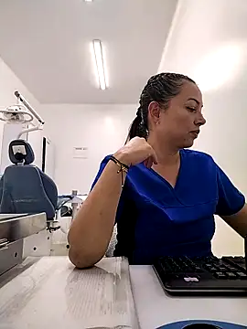 Madisson-04  online show from September 2025 07:31:01 PM