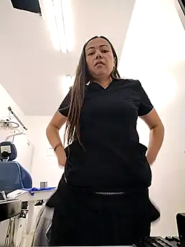 Madisson-04  online show from September 2025 07:43:02 PM