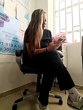 Madisson-04  online show from February 2026 03:36:02 PM