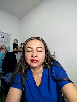 Snapshot of Madisson-04_ chatting on November 2025 06:30:01 PM Madisson-04 online show from November 2025 06:30:01 PM