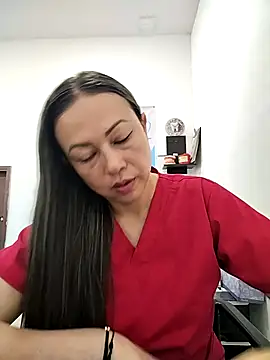 Snapshot of Madisson-04_ chatting on November 2025 03:17:01 PM Madisson-04 online show from November 2025 03:17:01 PM