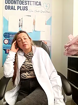 Madisson-04  online show from February 2026 03:20:01 PM