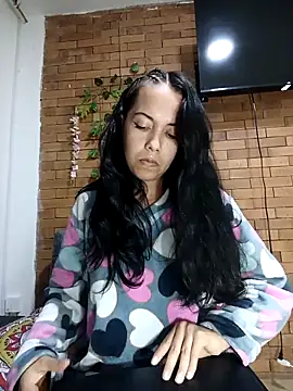 MiaForever1 online show from November 2025 03:06:02 AM