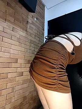 MiaForever1 online show from November 2025 08:53:02 PM