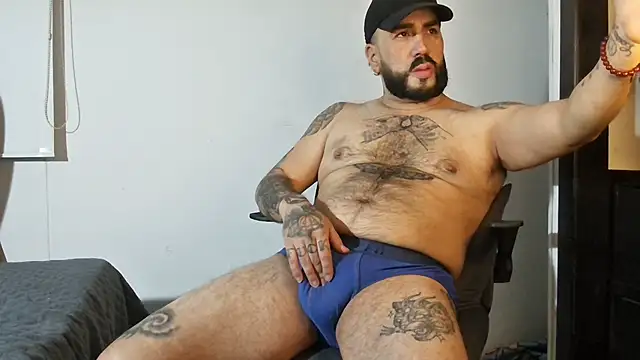 DaddyBear   online show from September 2025 02:28:01 AM