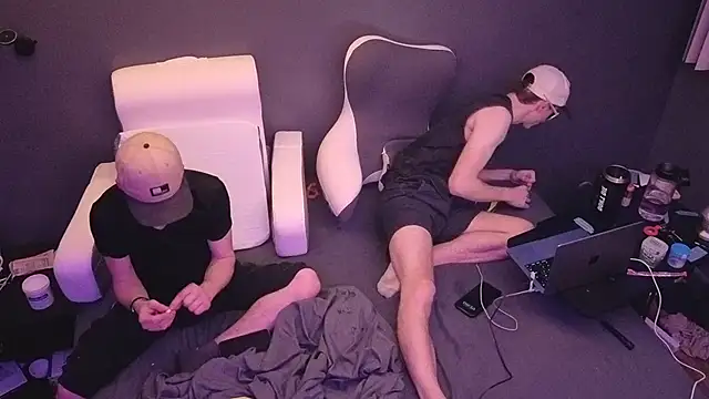 Snapshot of maskedboy1 chatting on January 2026 08:30:02 AM maskedboy1 online show from January 2026 08:30:02 AM