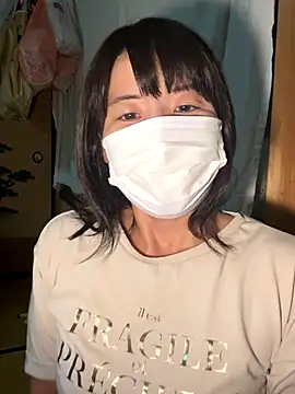 Snapshot of hanachan_001 chatting on September 2025 12:38:02 PM hanachan 001 online show from September 2025 12:38:02 PM