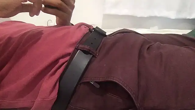 Pomloposho online show from October 2025 08:08:02 PM