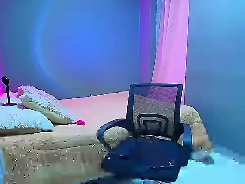 Snapshot of sophiejuicy_ chatting on September 2025 05:03:01 AM sophiejuicy  online show from September 2025 05:03:01 AM