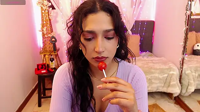 Cleofox  online show from November 2025 12:10:02 AM