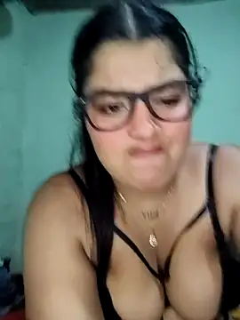 Snapshot of Cat_Hot_Party chatting on October 2025 03:17:01 AM Cat Hot Party online show from October 2025 03:17:01 AM