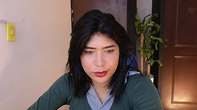 dahiana marin online show from June 2026 10:21:01 PM