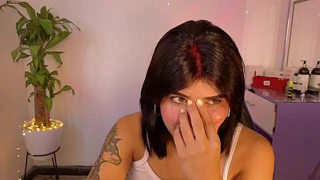 dahiana marin online show from May 2026 07:38:01 PM