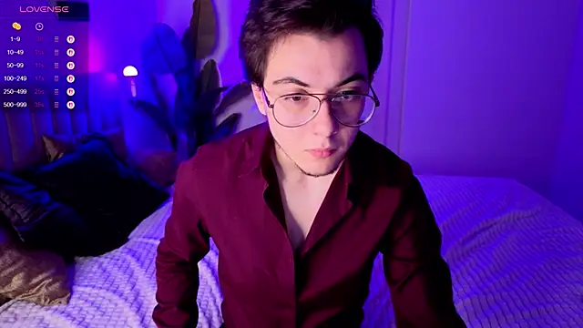 tyler bergg online show from September 2025 08:46:02 PM