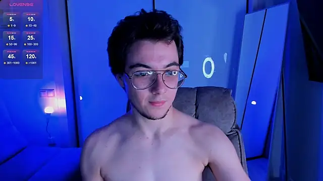 tyler bergg online show from September 2025 12:22:02 AM