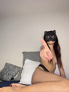 Clavelnegro online show from November 2025 05:43:01 AM