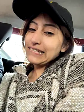 Clavelnegro online show from December 2025 09:42:01 PM