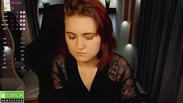 Roxy foxi online show from November 2025 01:10:01 AM