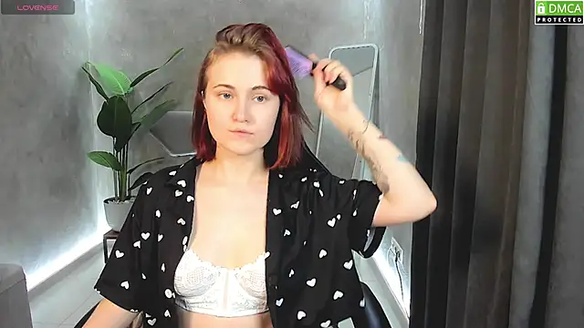 Roxy foxi online show from September 2025 01:11:01 AM