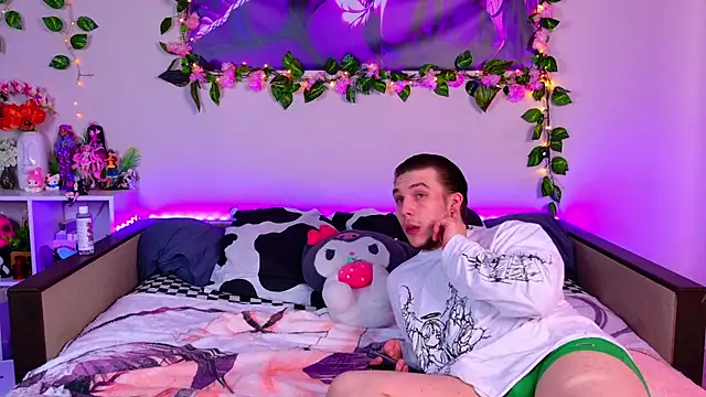 Night angell69 online show from April 2026 02:21:01 PM