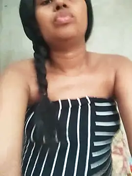 julietta1453 online show from December 2025 07:29:02 PM